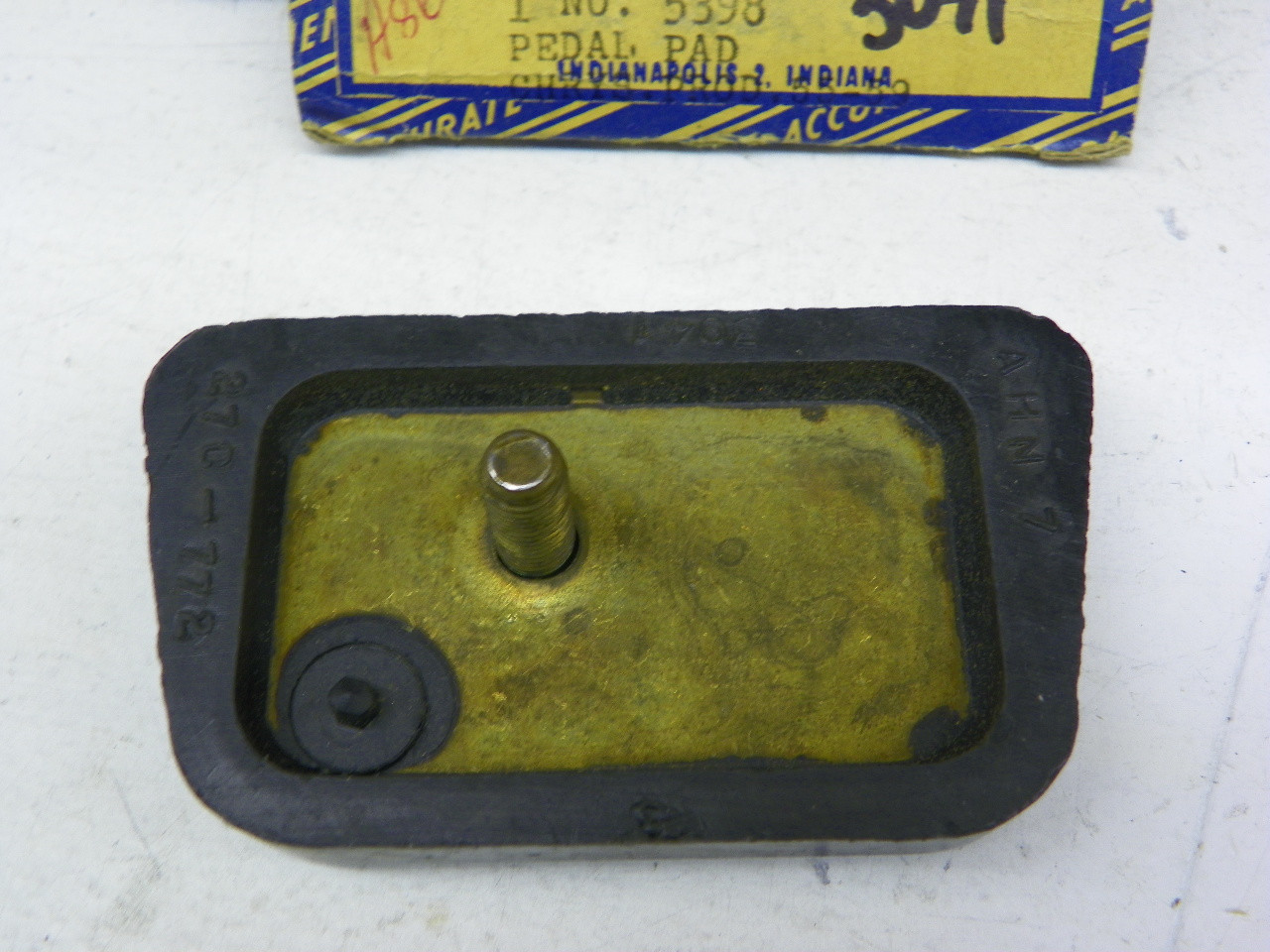 Accurate 5398 Pedal Pad for 1953-1959 Chrysler Dodge Plymouth DeSoto restoration. - Image 4