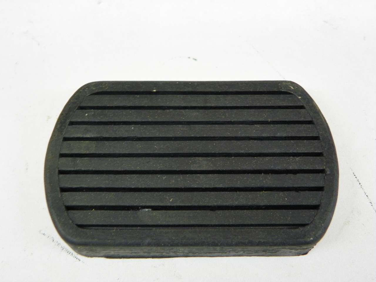 Doan 3033 Pedal Pad for 1953-58 Oldsmobile 1957-61 Ford Truck brake clutch restoration. - Image 4