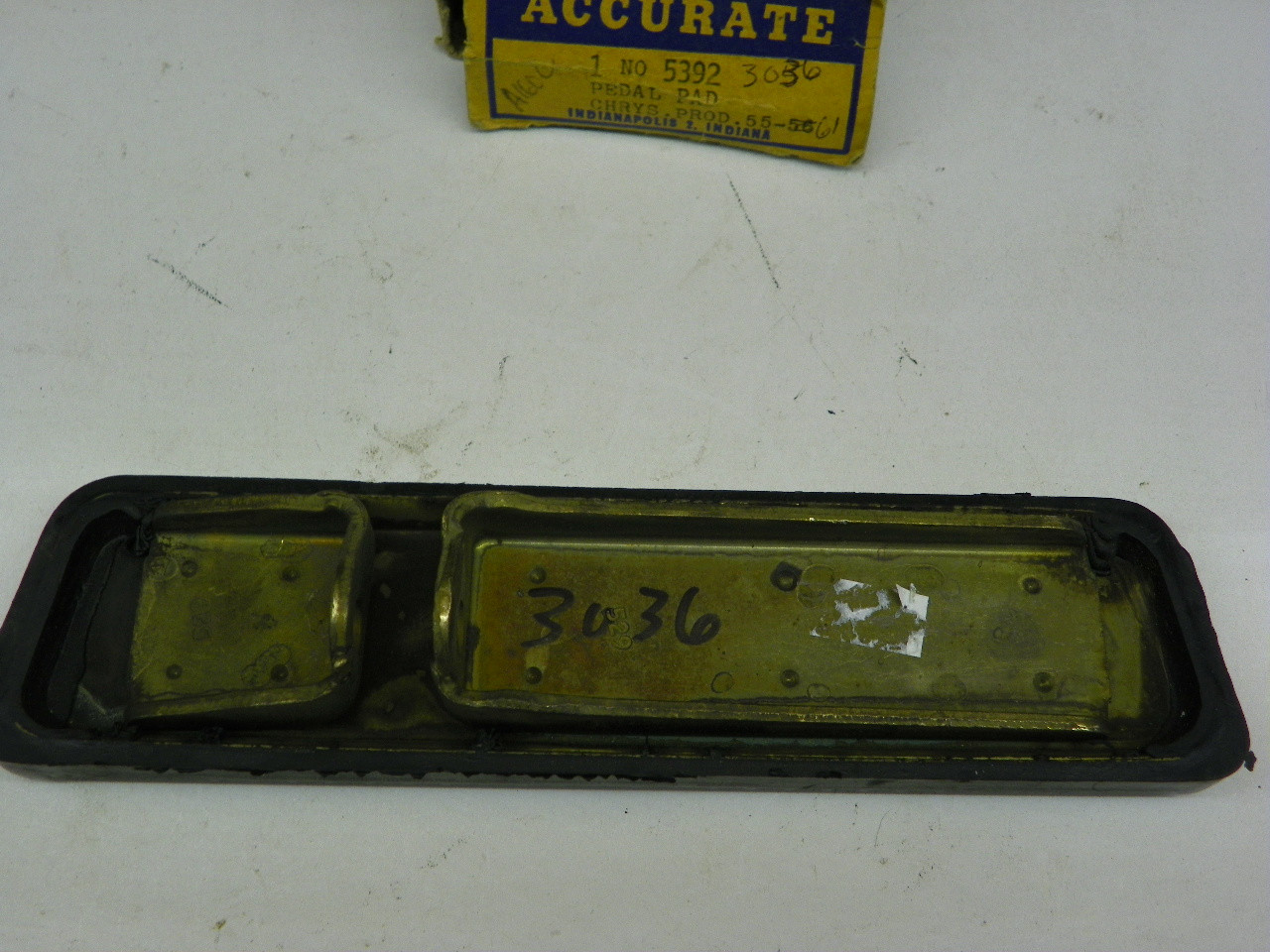 Accurate 5392 Brake Pedal Pad for 1955-1956 Mopar Automatic Transmission restoration. - Image 5