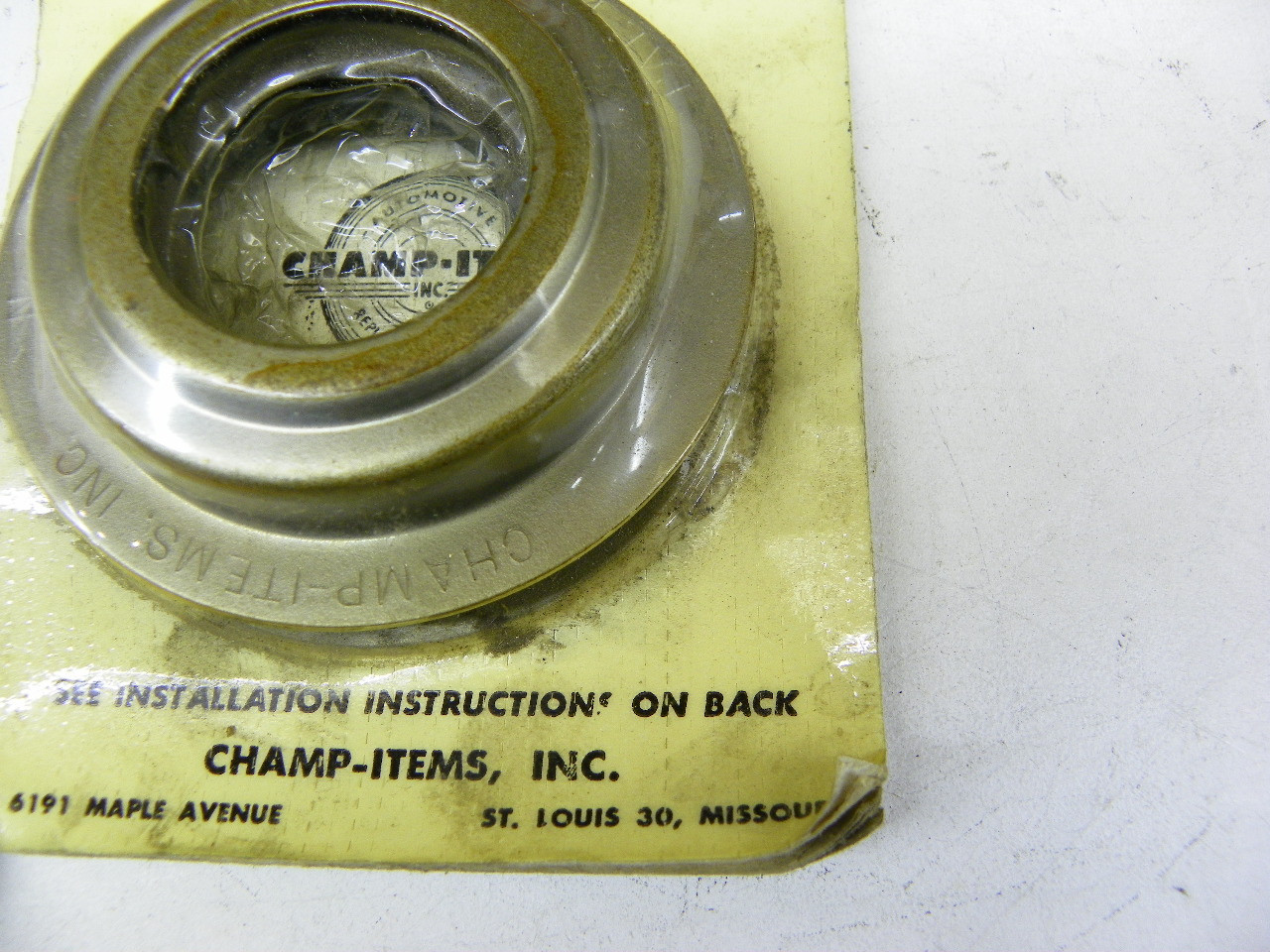 Champ-Items 350 Rear Wheel Oil Seals for 1957-1960 Chevrolet restoration. - Image 3
