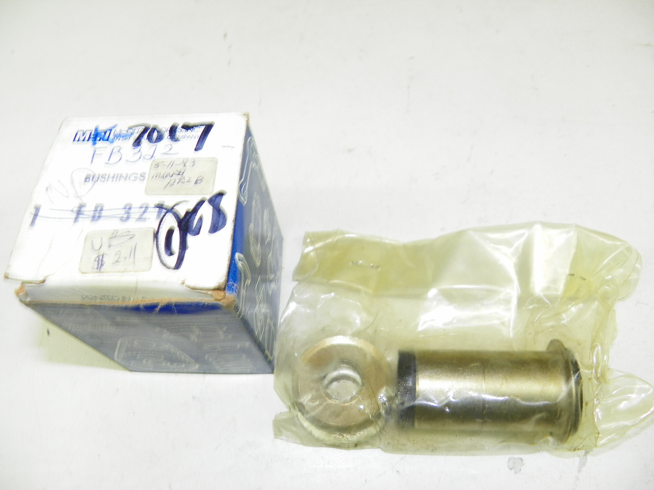 Moog FB322 Bushing for vintage auto part restoration. - Image 1