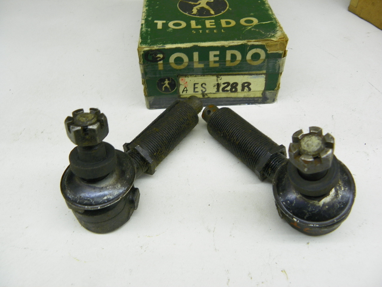 Toledo ES128R Right Outer Tie Rod End (Two) for 1942-1949 Buick Series 40 50 60 70 restoration. - Image 3