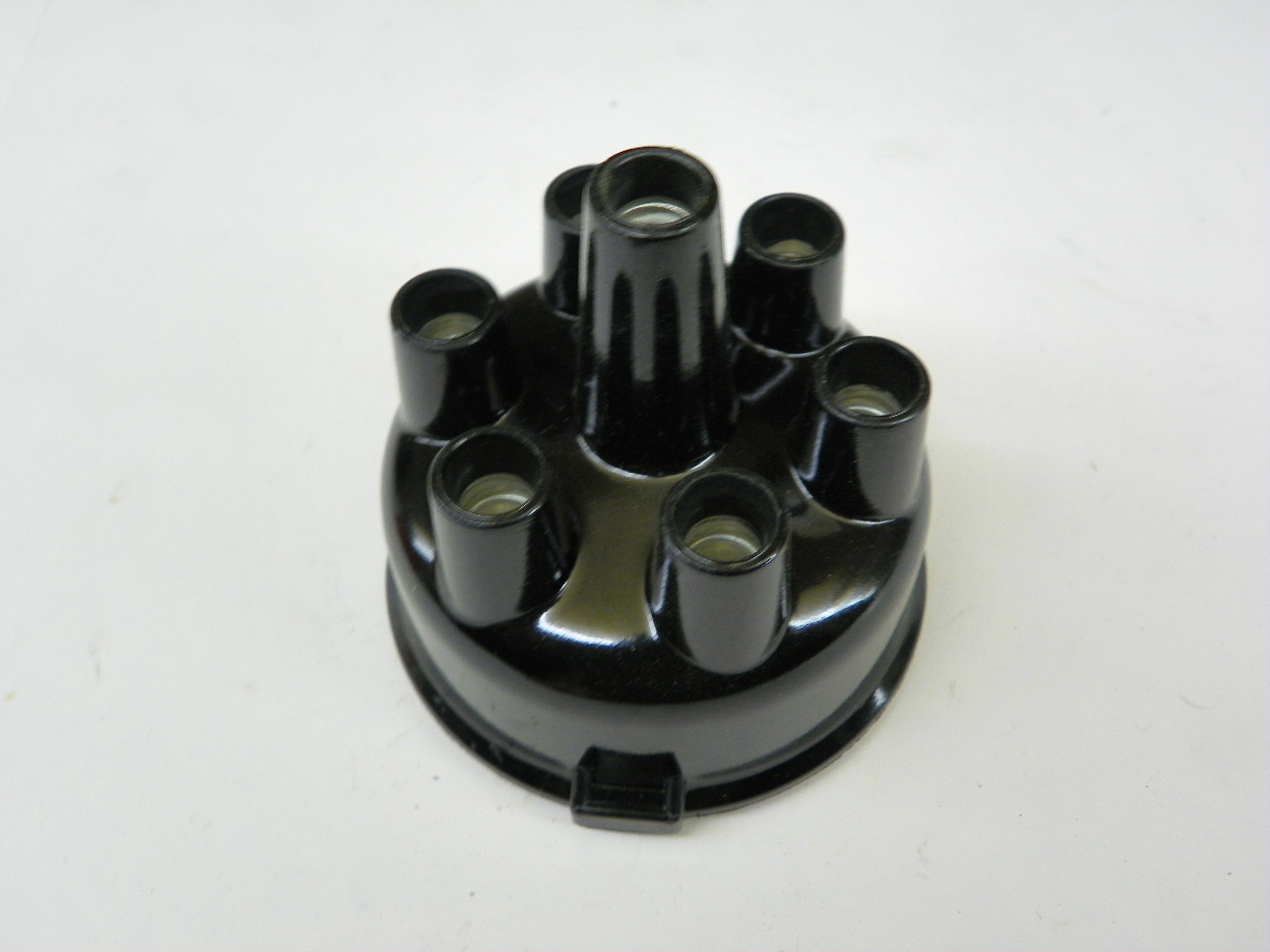 Standard AL-138 Distributor Cap for 1960 Dodge Truck 1960-61 Rambler 6-Cyl restoration - Image 4