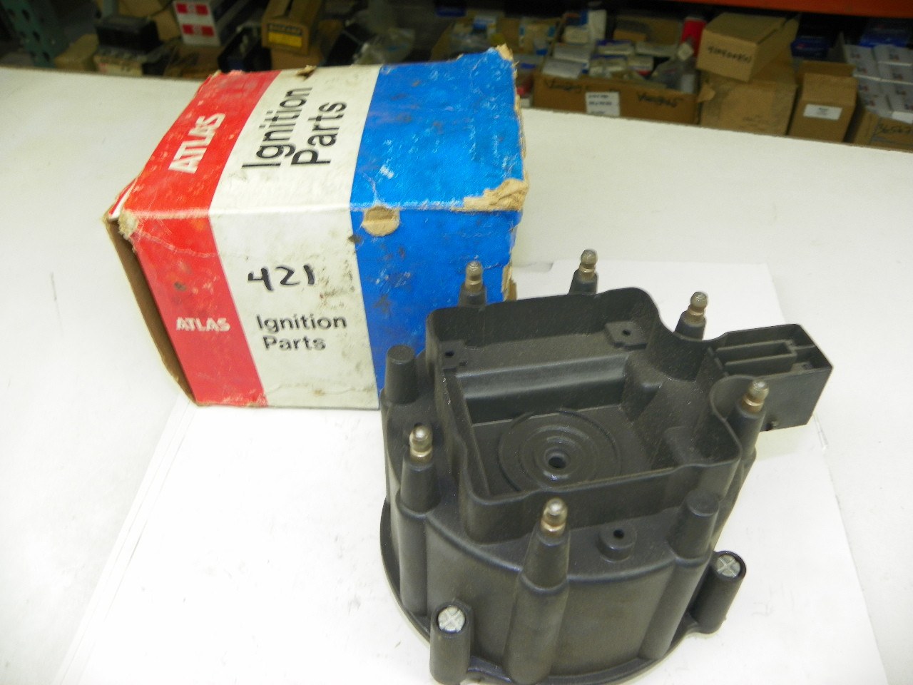 Atlas 421 Distributor Cap for vintage auto restoration - Image 1