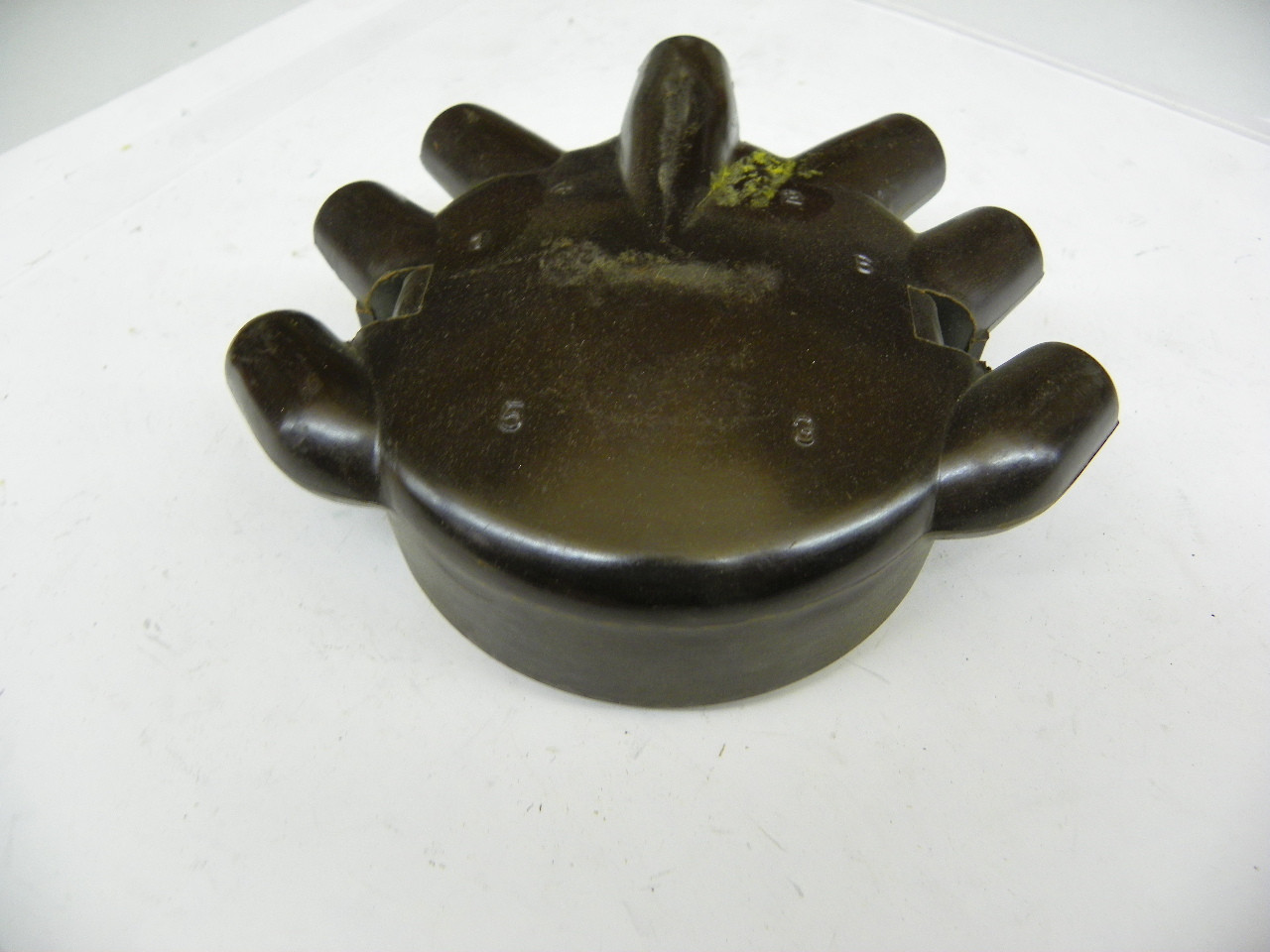 Vulcan D-317C Distributor Cap for 1941-1942 Ford 6 Cylinder Pancake engine restoration. - Image 6