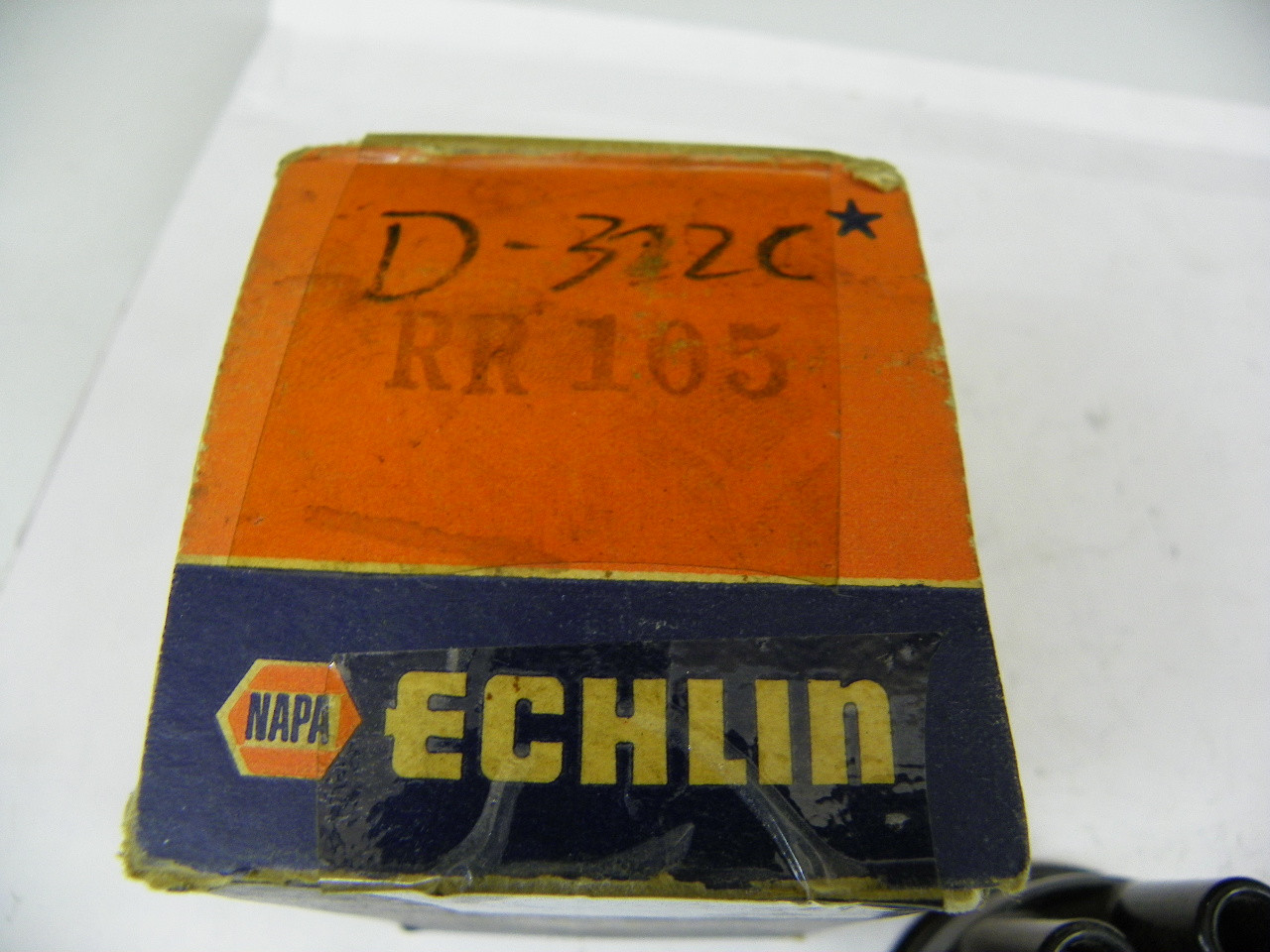 Echlin RR 105 Distributor Cap for 1938-1942 International Nash 6 Cylinder restoration. - Image 3