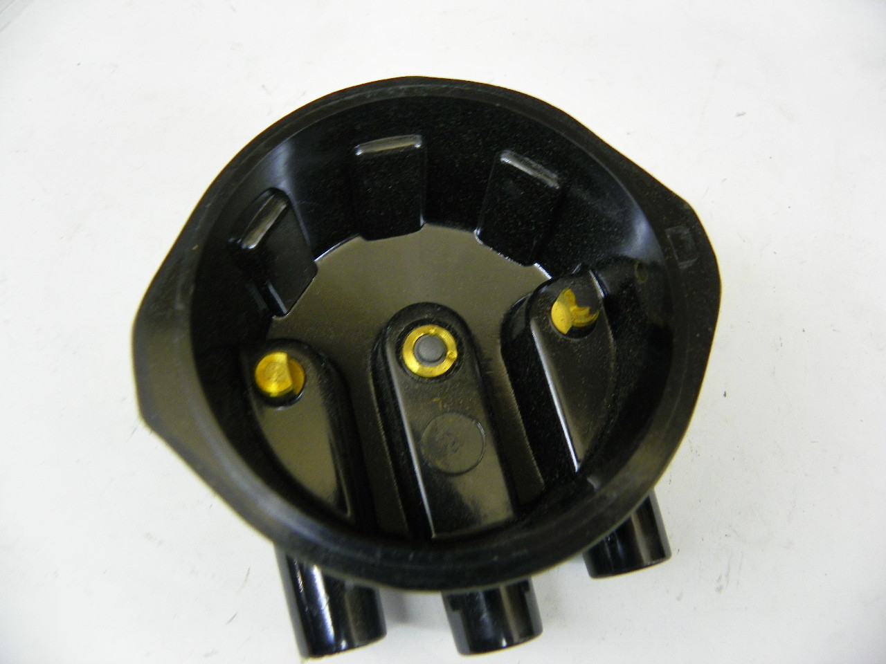 Standard DR-431 Distributor Cap for 1947-1953 John Deere 2-Cylinder Tractors ignition system restoration. - Image 8