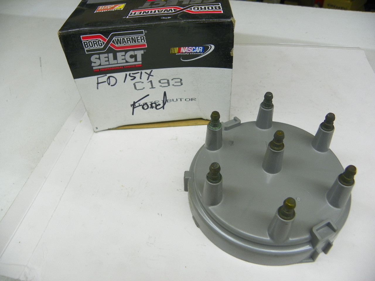 Borg Warner C193 Distributor Cap for 1977-1985 Ford Mercury restoration. - Image 1