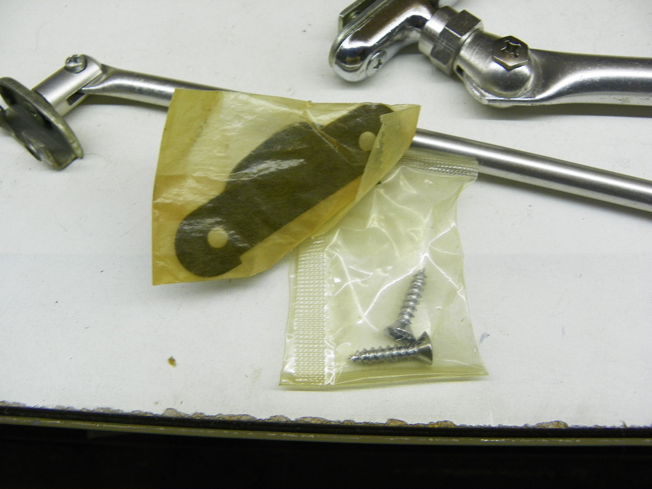 DIETZ 1545 Trailer Rear View Mirror with Brace 5" Head for vintage vehicle restoration. - Image 7