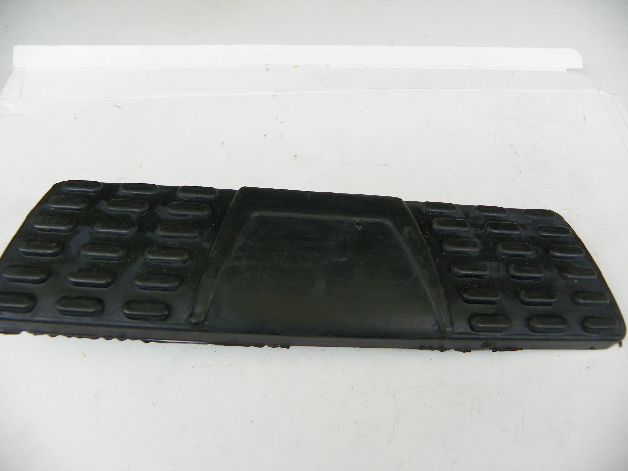 Replacement 3036 Brake Pedal Pad for 1960-1976 Mopar A-Body Automatic Transmission restoration. - Image 6