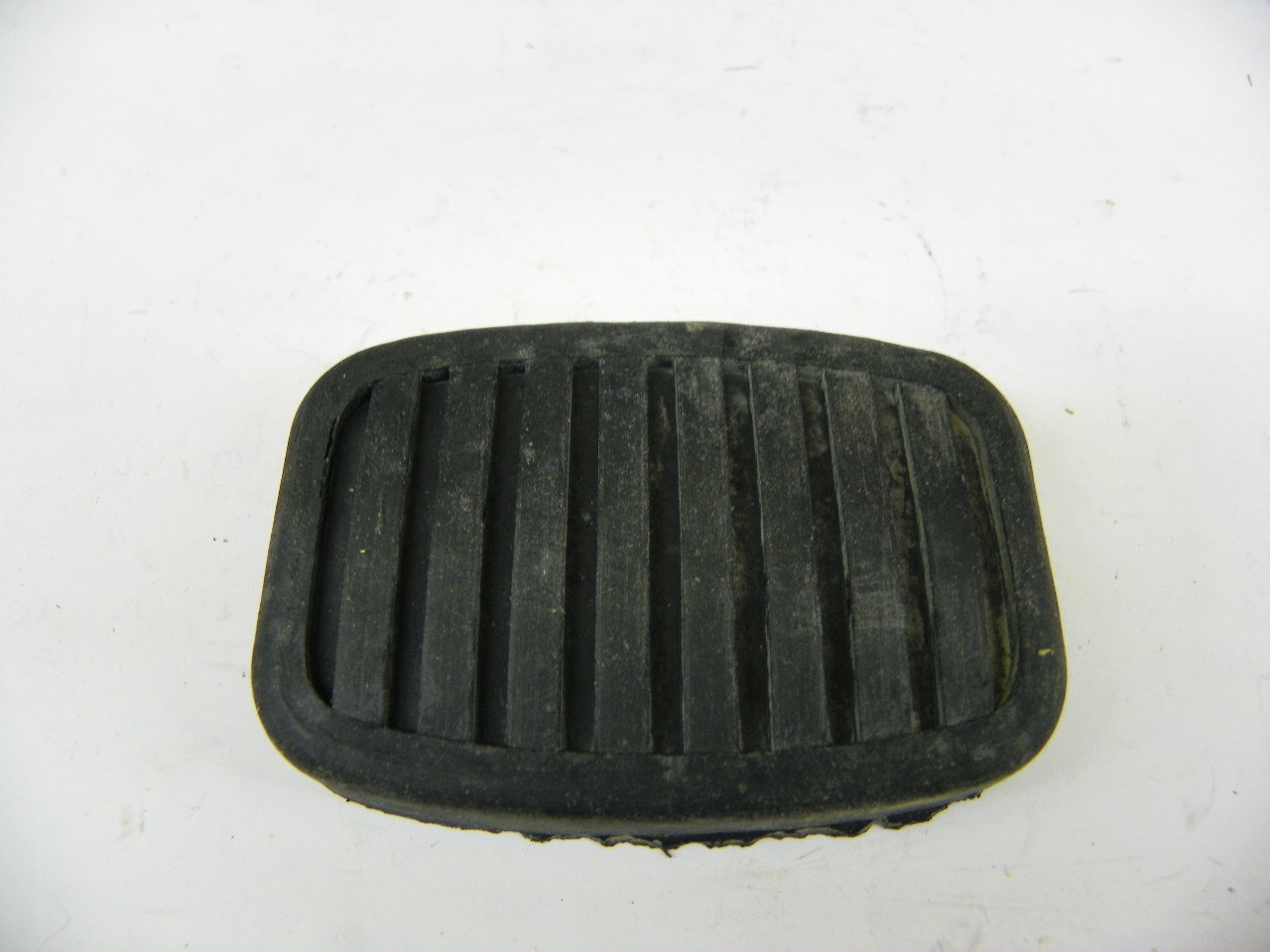 Doan 3028 Brake Clutch Pedal Pad for 1952-1961 Ford Mercury Lincoln Edsel Falcon Comet Standard Transmission restoration. - Image 3