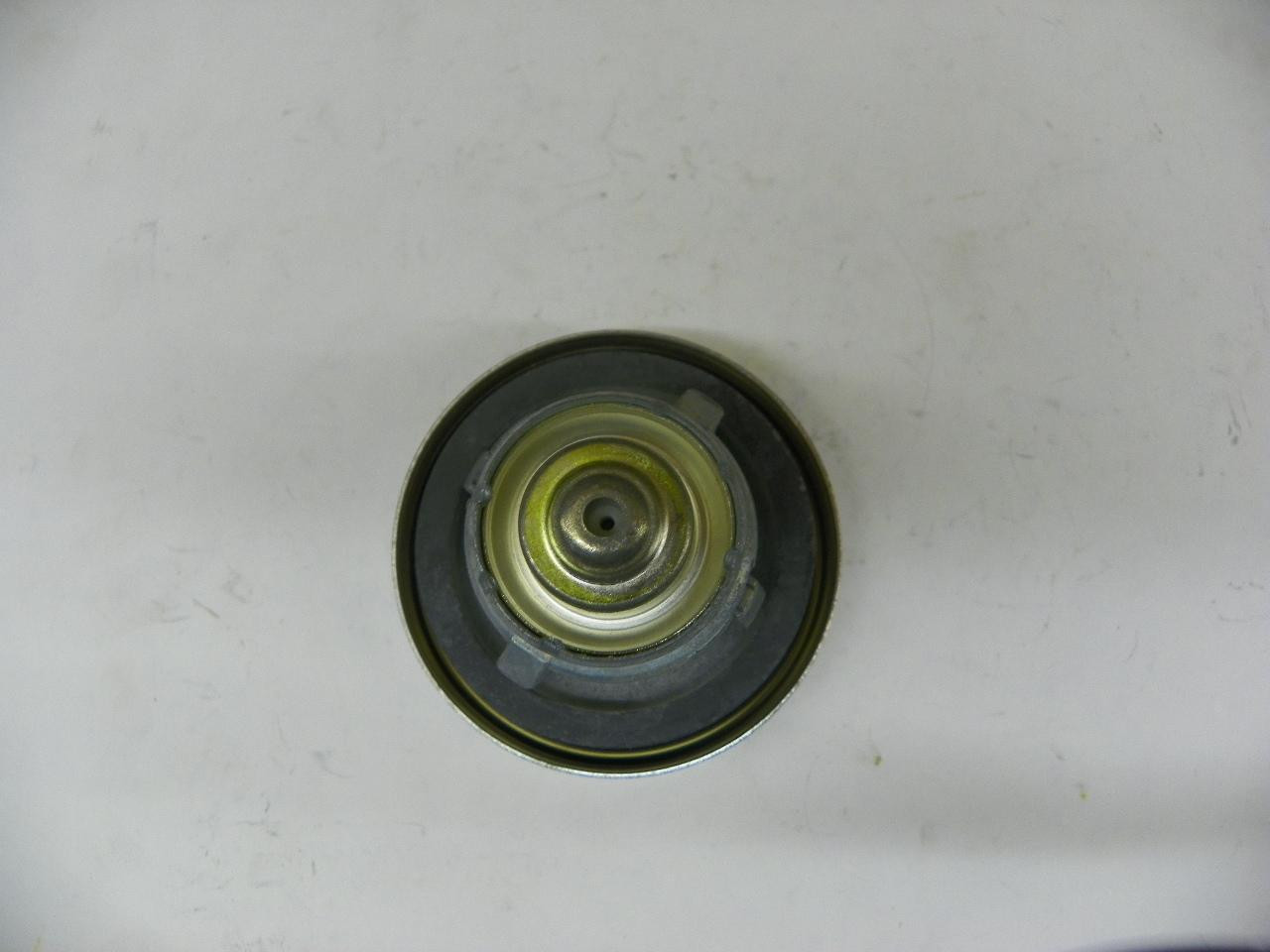 Stant G780 Locking Gas Cap for 1971-1980 Ford F-Series E-Series Winnebago restoration. - Image 6