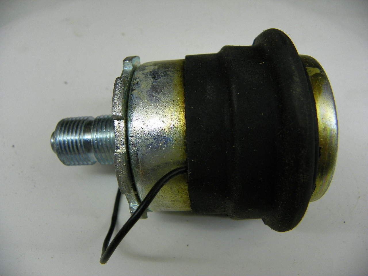 Vulcan M-202 Vacuum Modulator for 1957-1961 Rambler Automatic Transmission restoration. - Image 3