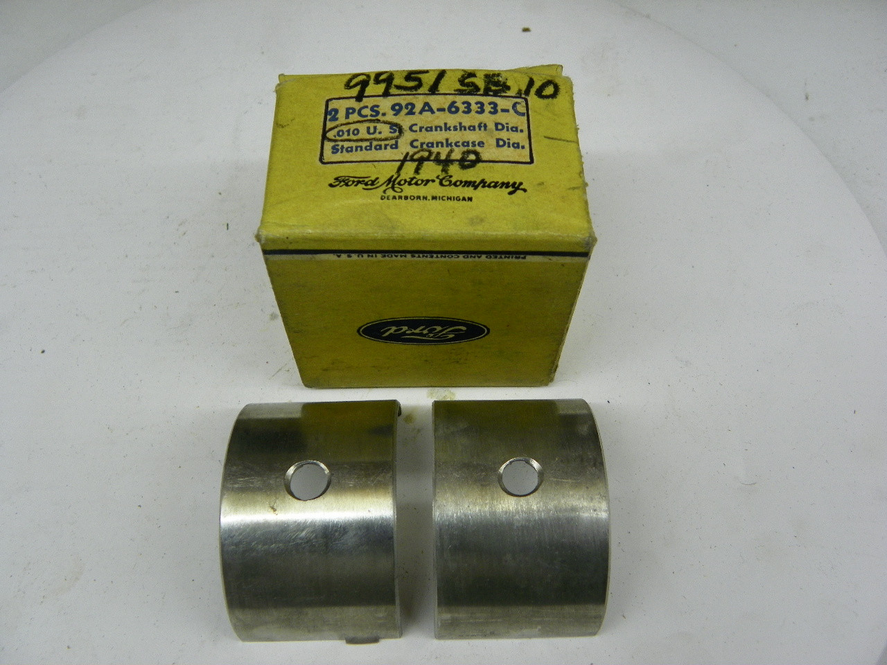 Ford 92A-6333-C Main Bearing Set .010 Undersize for 1940 Flathead V8-60 restoration. - Image 1