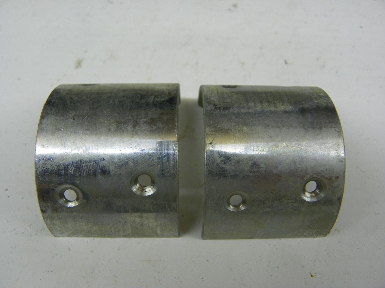 NOS Vintage Ford 92A-6211-L Cadmium Connecting Rod Bearing Pair for 1940 Flathead V8-60 60HP engine restoration. - Image 3