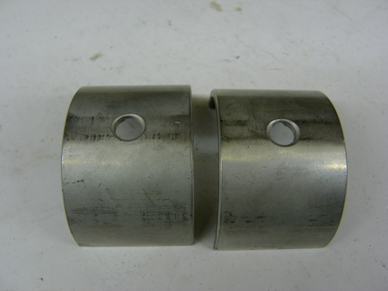 NOS Vintage Ford 52-6333-H Main Bearing Pair for 1937-1939 Flathead V8-60 restoration. - Image 3