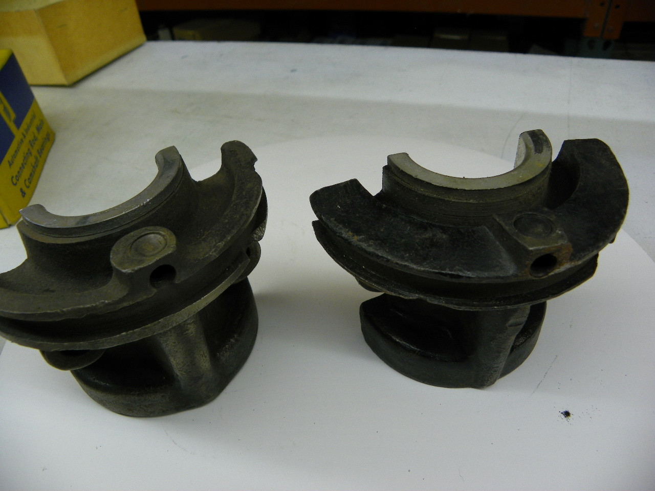 Pioneer 96C NOS Ford Model A Insert Main Bearing Cap Set STD 1928-1931 restoration. - Image 10