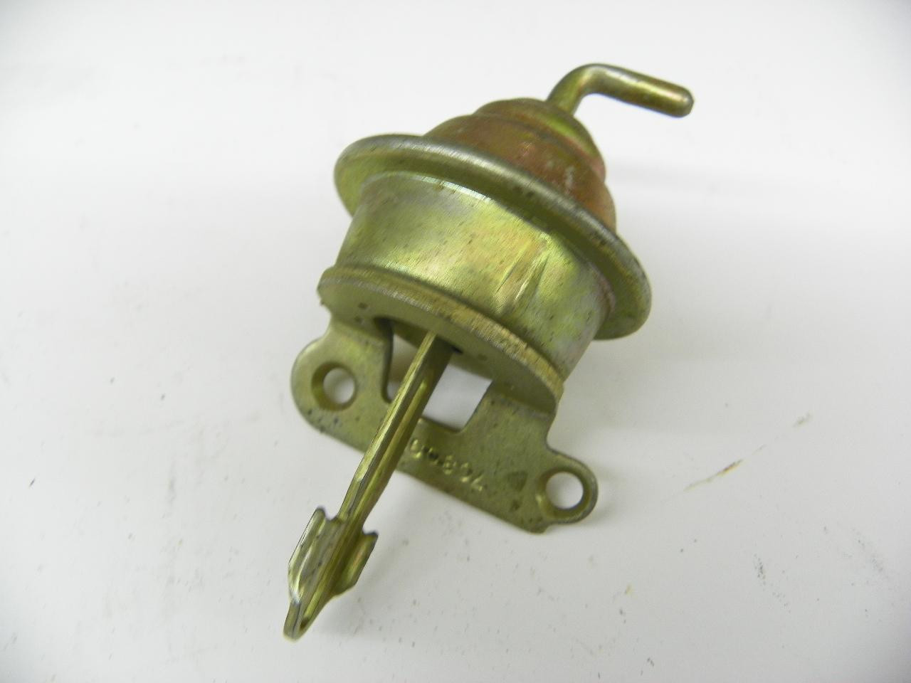 GM Rochester 7030918 Choke Pulloff for 1968-1970 Chevrolet Pontiac Oldsmobile Buick Quadrajet restoration. - Image 3