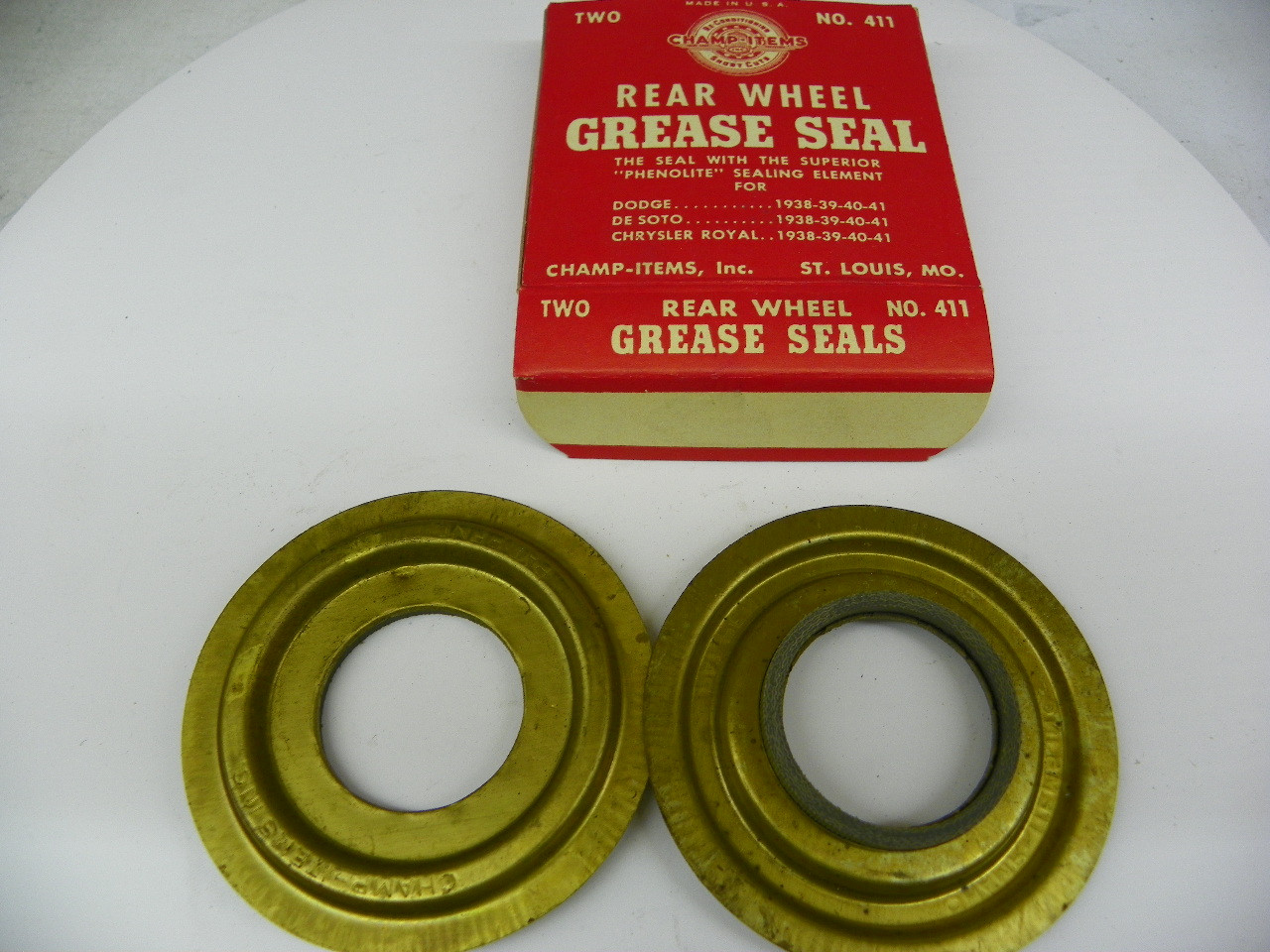 Champ-Items (6) 411 Rear Wheel Grease Seals for 1938-1941 Dodge DeSoto Chrysler Royal restoration. - Image 3
