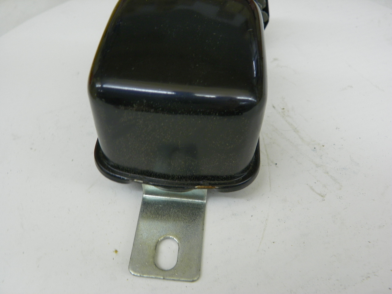 American Bosch 1163228VR00GR Alternator Regulator for vintage restoration. - Image 4