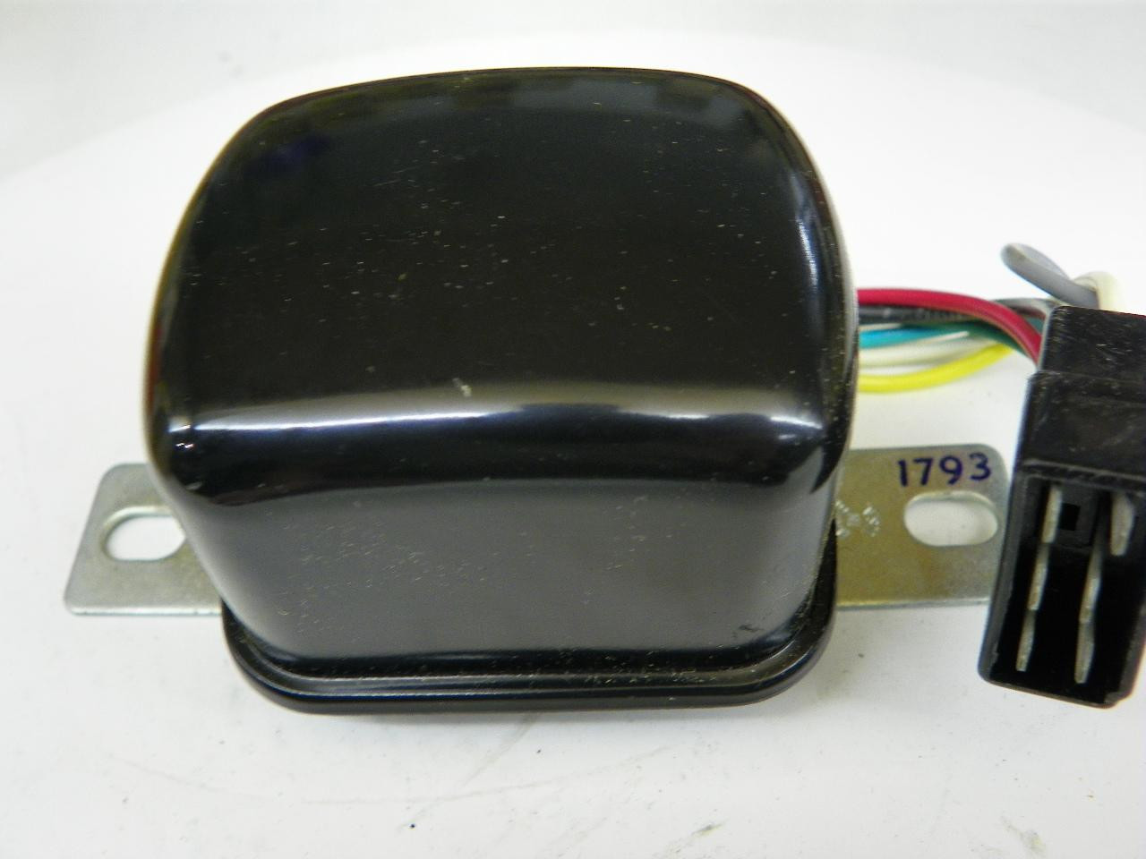 American Bosch 1163228VR00GR Alternator Regulator for vintage restoration. - Image 5