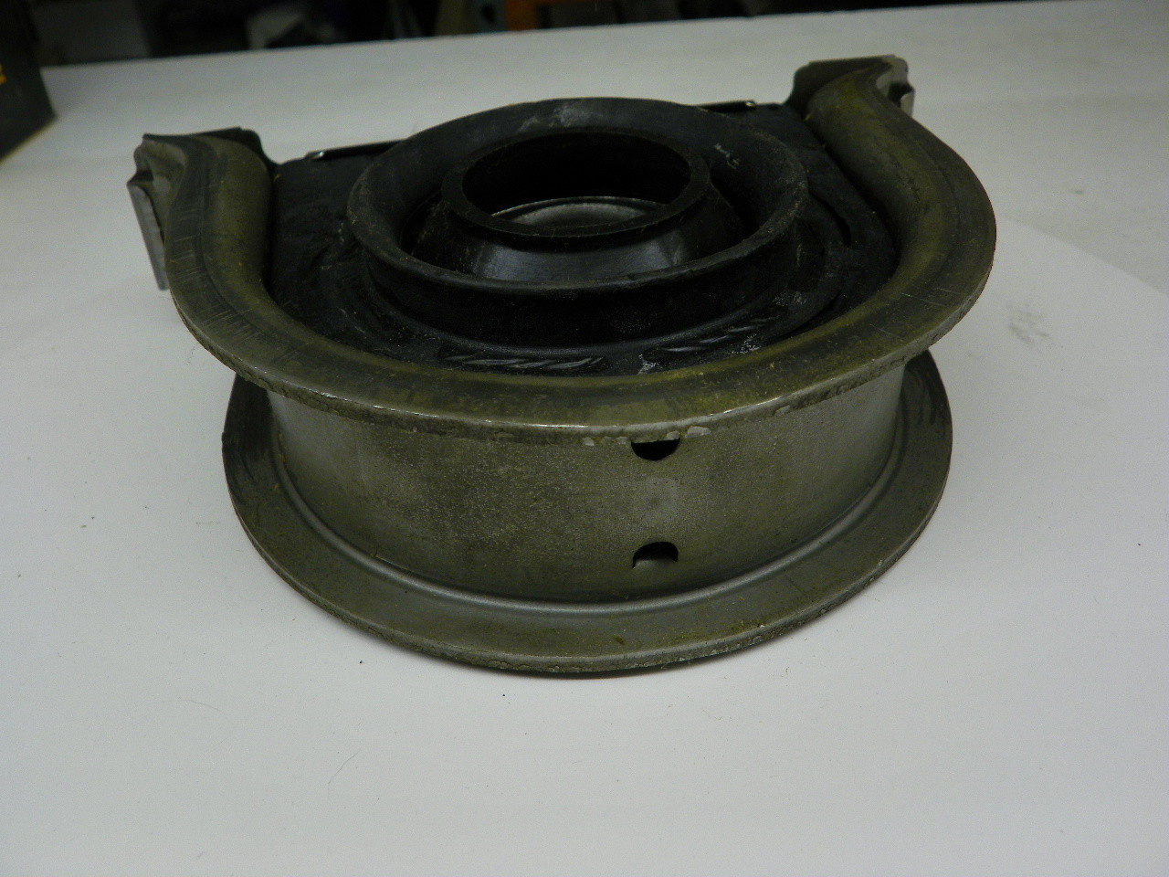 Green RSB-4 Driveshaft Carrier Bearing for 1956-1979 Checker Dodge Mack Trucks restoration. - Image 7