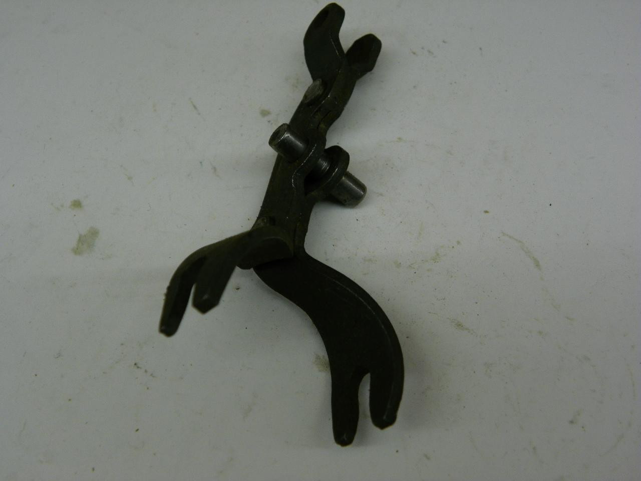 Bendix S-2550 Starter Shift Lever Fork Yoke NOS for 1968-1969 Lincoln V8 restoration - Image 4
