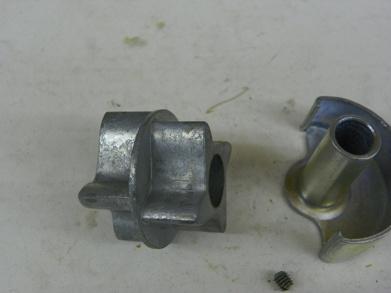 Balkamp 3-7039 Distributor Rotor Repair Kit for vintage auto restoration. - Image 4