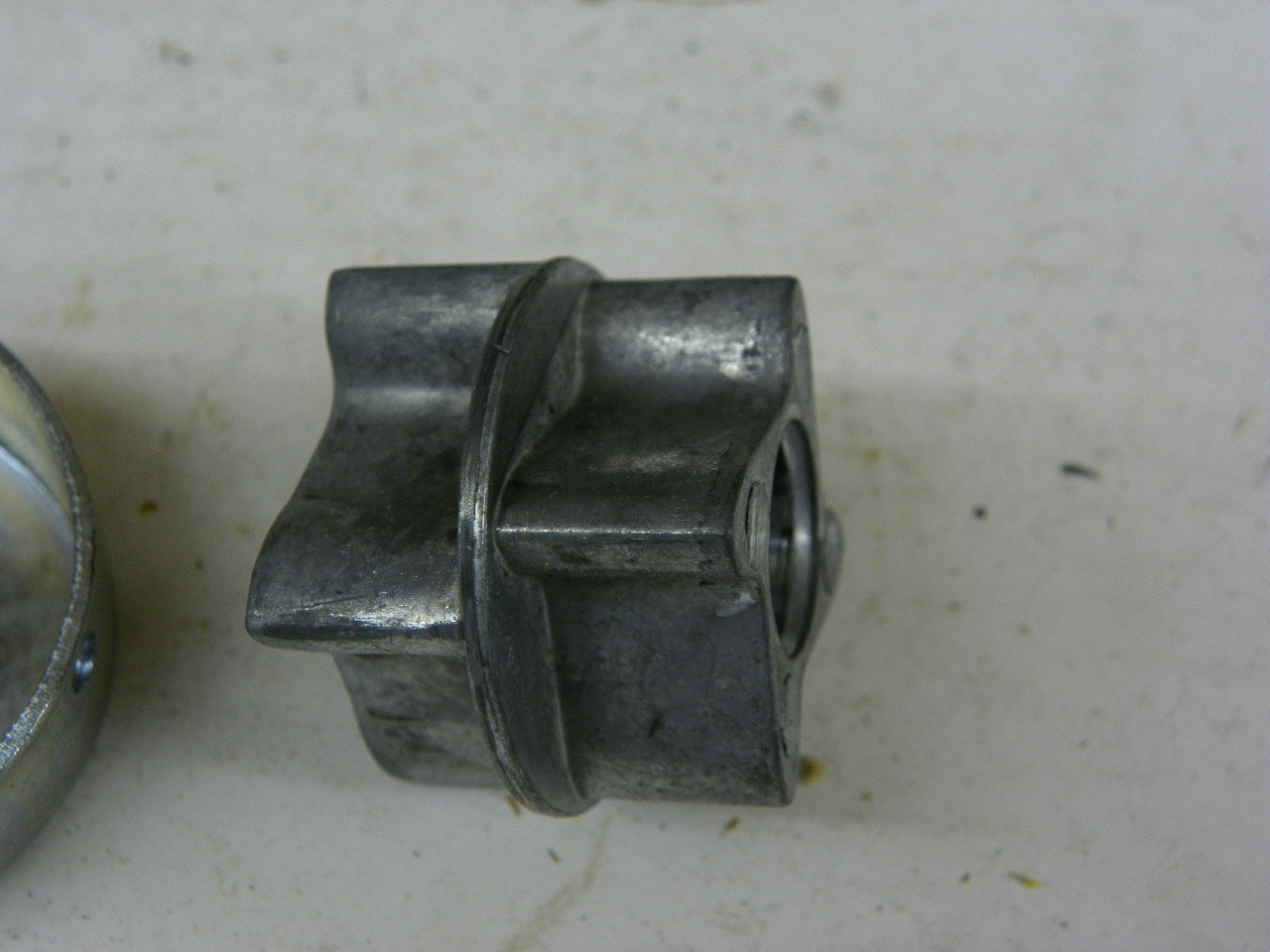 Balkamp 3-7076 Rotary Lock Repair Kit NORS for vintage auto part restoration. - Image 5