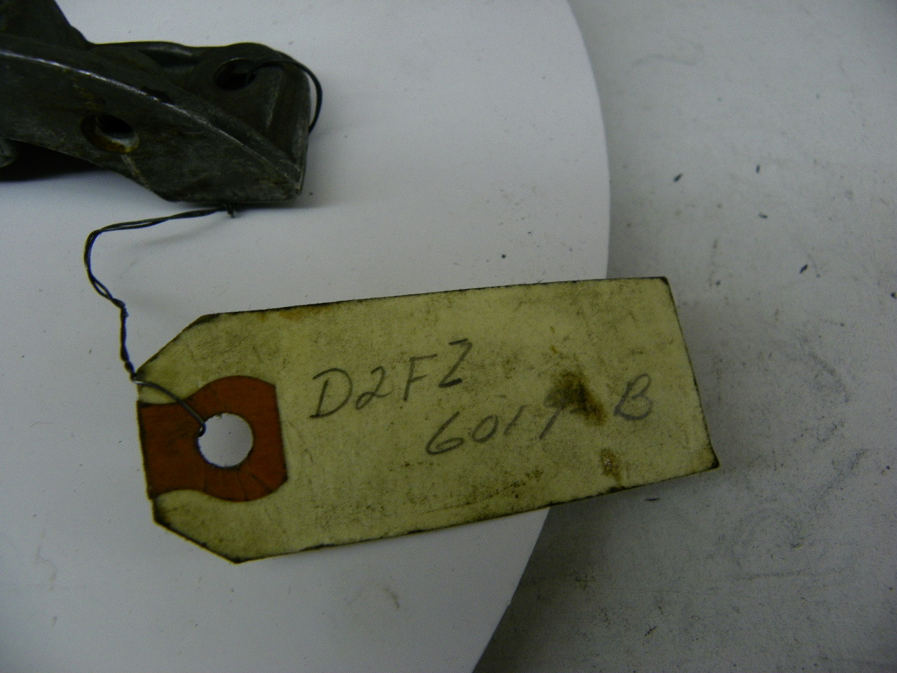 NOS OEM Ford D2FZ-6019-B Engine Front Cover Seal Housing for 1971-1974 Pinto Capri 2.0L OHC restoration. - Image 2