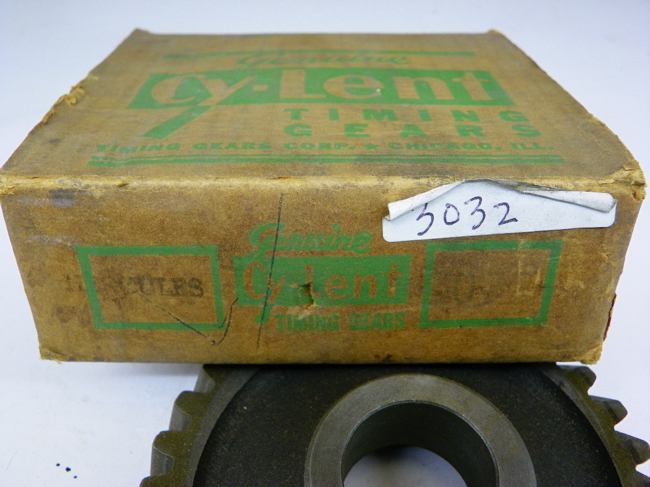 Cy-Lent 3032 Idler Timing Gear for Hercules JXA JXB JXC JXD JXG 6 Cylinder engine restoration. - Image 2