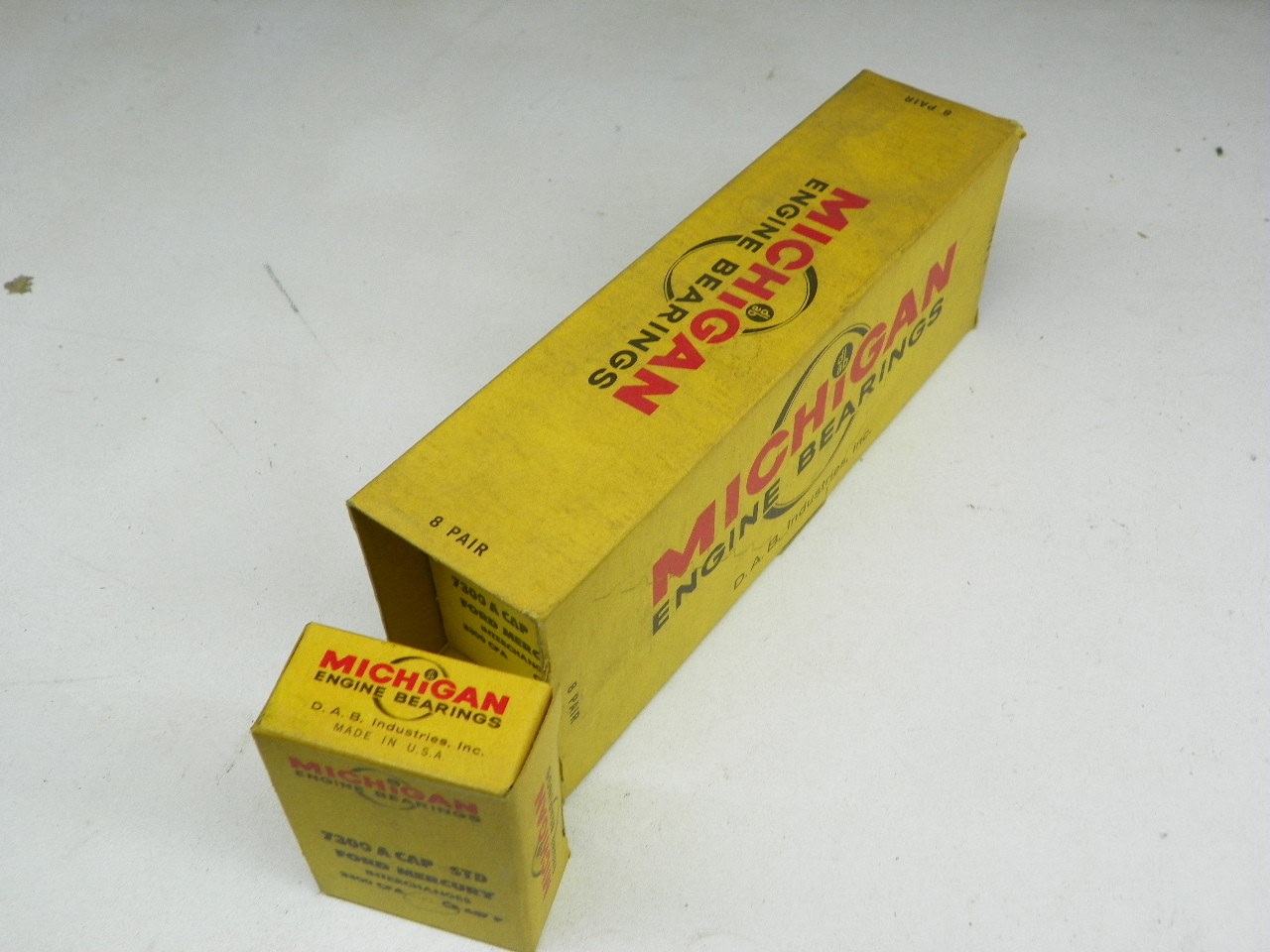 Michigan 7300 A CAP STD Connecting Rod Bearings for vintage auto restoration. - Image 2
