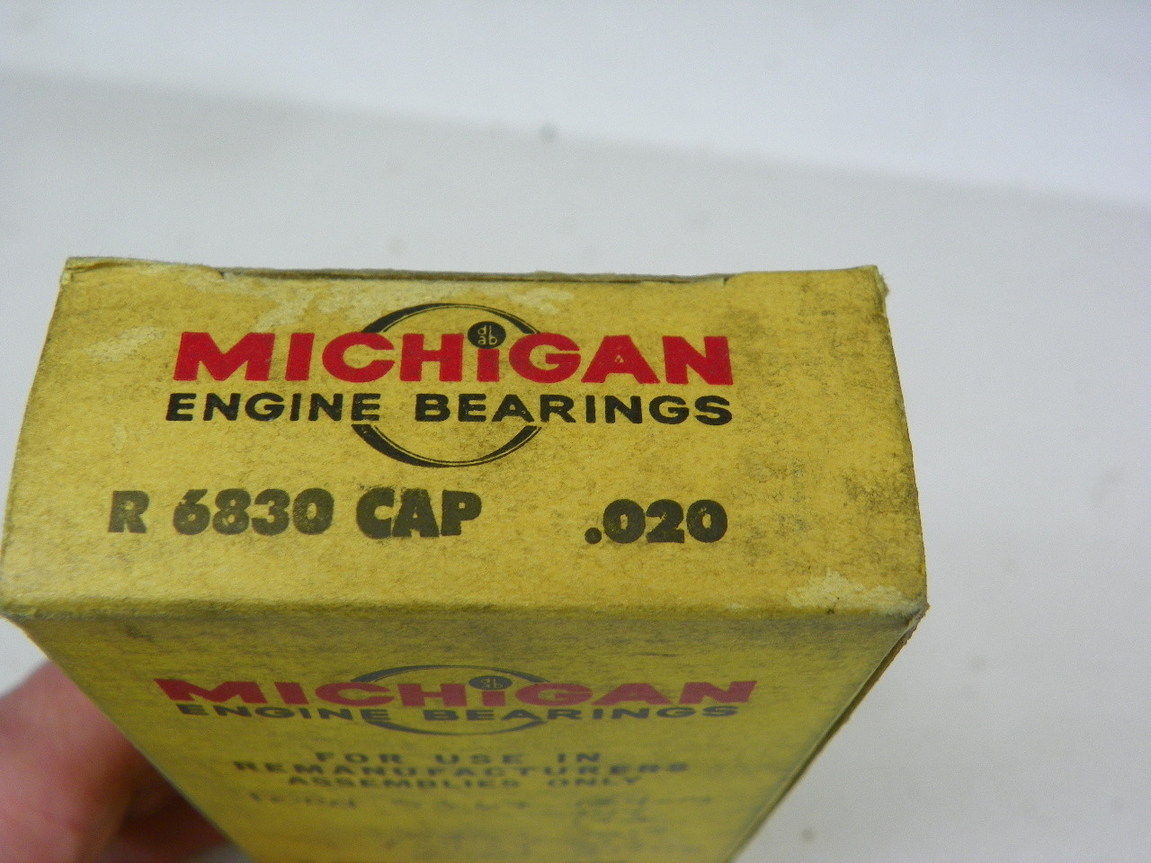 Michigan R6830 CAP .020 Connecting Rod Bearings for 1952-1967 Ford 134 215 223 242 engine restoration. - Image 2