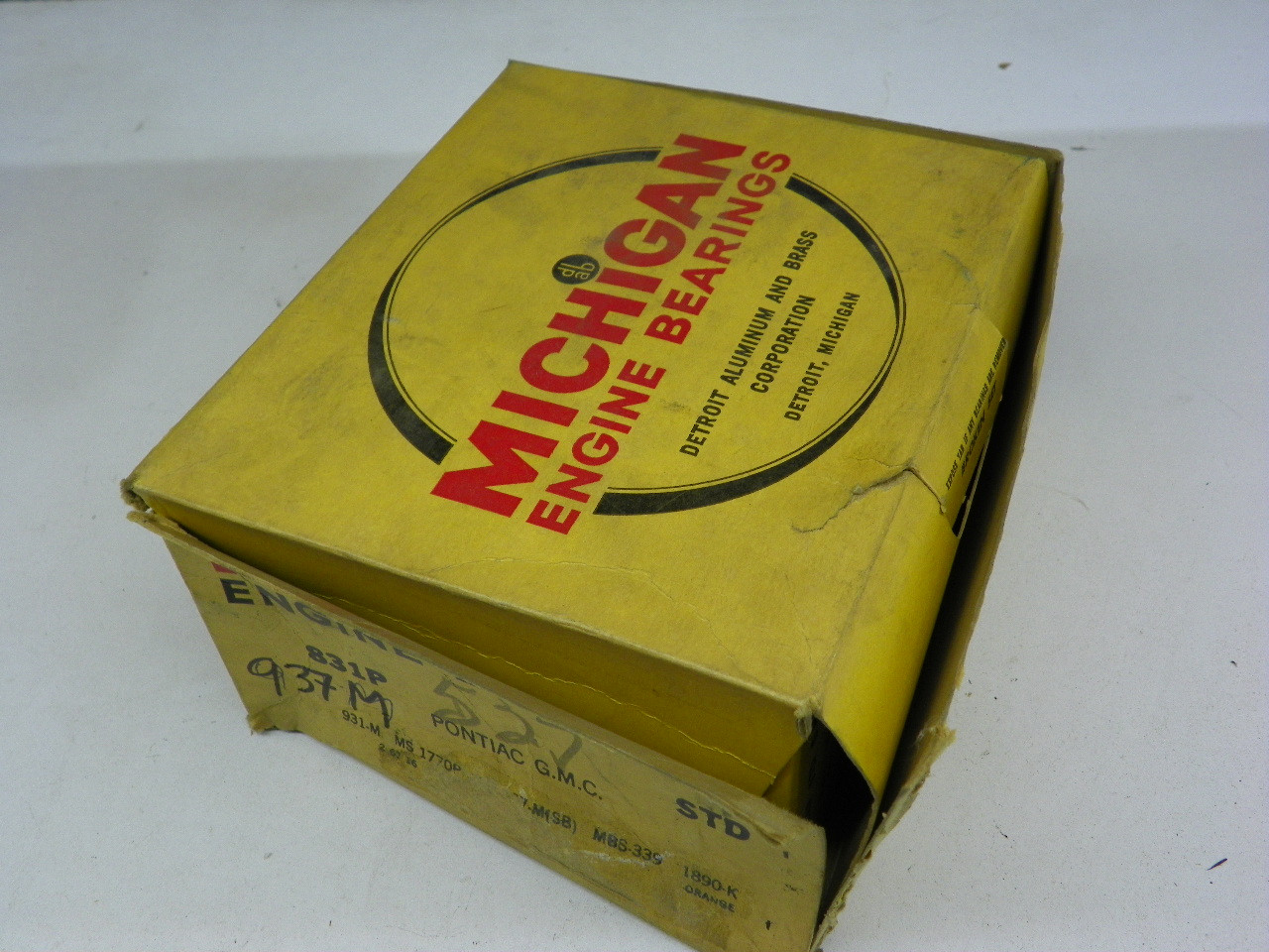 Michigan 831P Standard Crankshaft Main Bearings for 1955 Pontiac GMC V8 restoration - Image 1