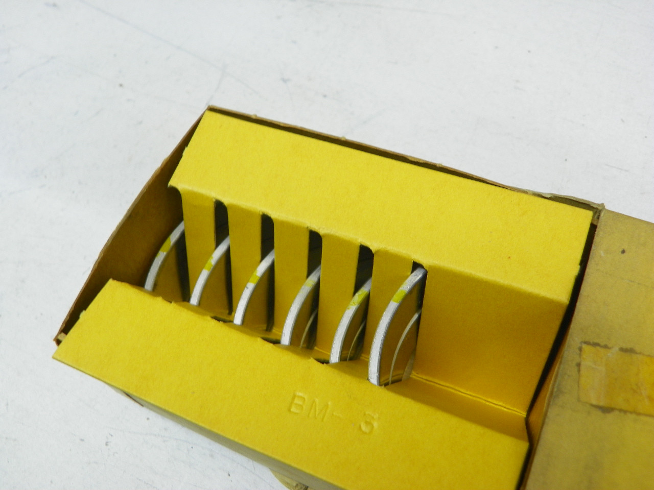 Michigan R 1060 T .030 Partial Crankshaft Main Bearings NORS for Mopar Slant-6 restoration - Image 5