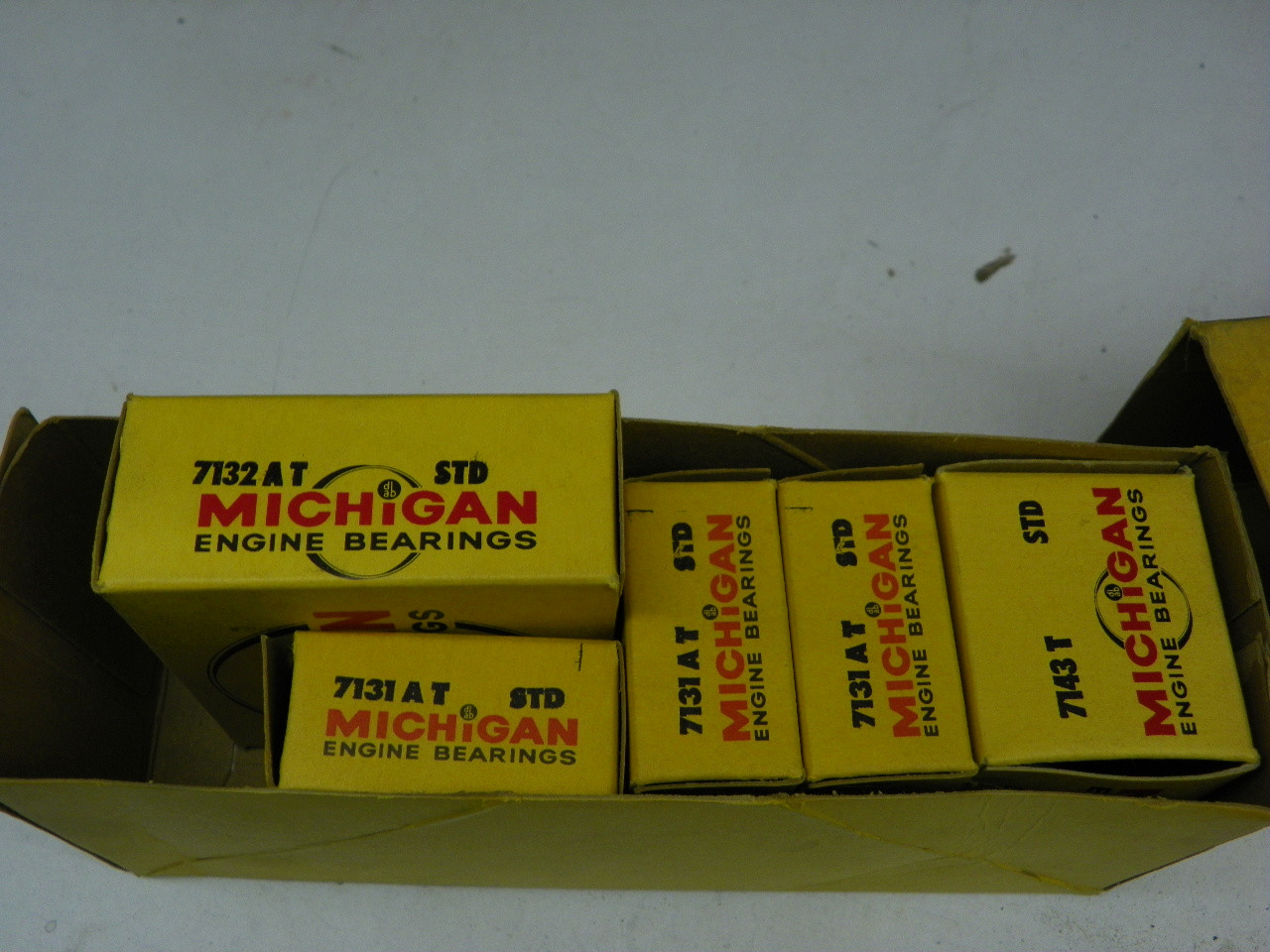 Michigan 867 T STD Crankshaft Main Bearings NORS for 1942-1960 Plymouth Dodge Flathead I6 restoration. - Image 3
