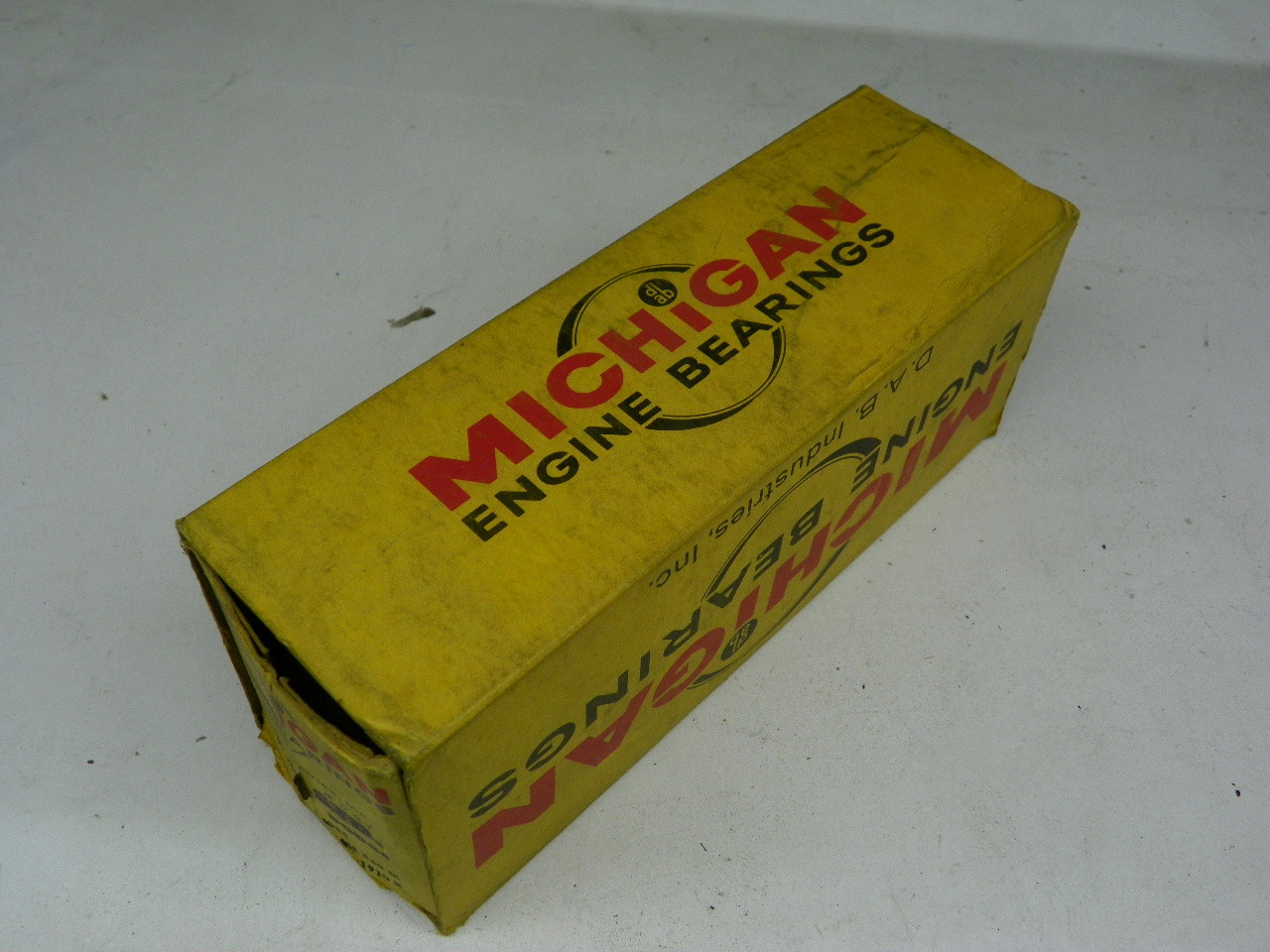 Michigan 1923 P Crankshaft Main Bearings for Mopar LA V8 273 318 340 engine restoration - Image 1