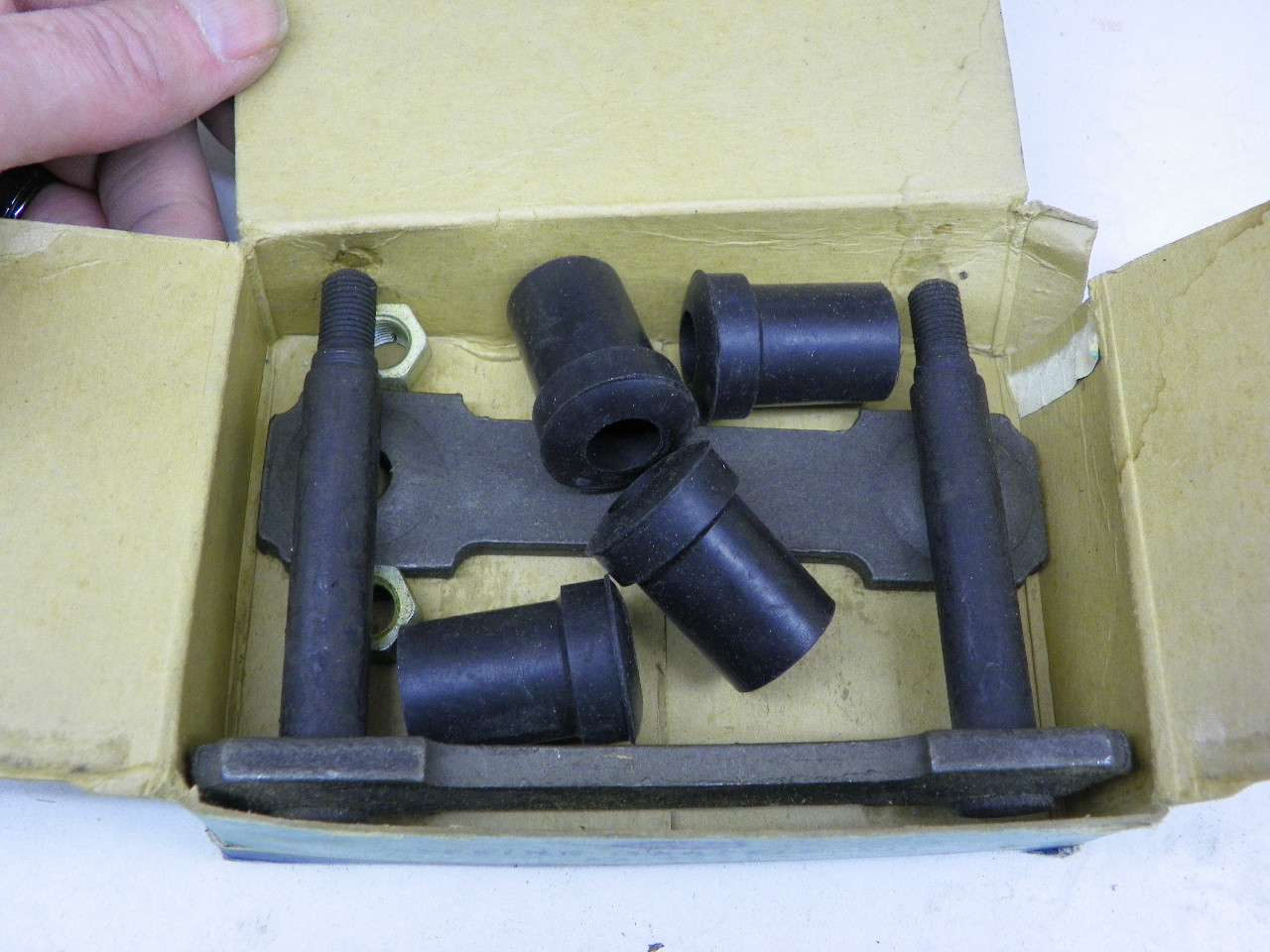 Ford 8A-5631 Spring Shackle Kit for 1949-1950 Ford Passenger Car Rear restoration. - Image 5