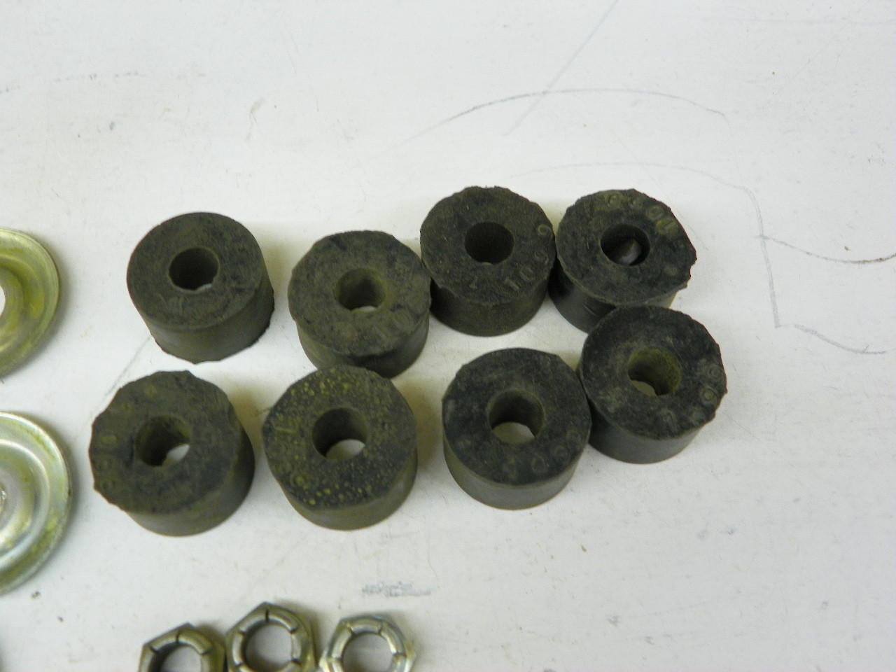Doan 45-1603 Radiator Support Bushing Kit for 1952-1962 Ford 1952-1956 Mercury restoration. - Image 4