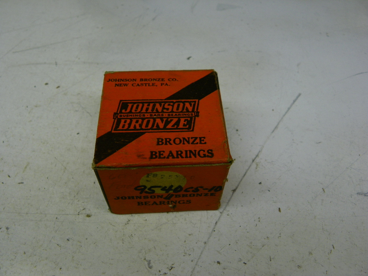 Johnson Bronze 9540CS-10 Connecting Rod Bearing for 1952-1964 Ford 6-Cylinder .010" undersize restoration. - Image 1