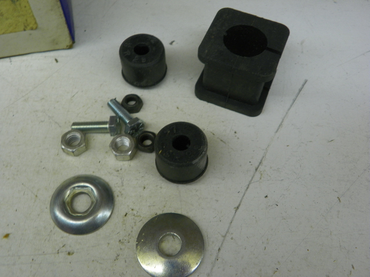 Moog K7061 Sway Bar Bushing Kit for 1965-1974 Chrysler Dodge Plymouth restoration - Image 3