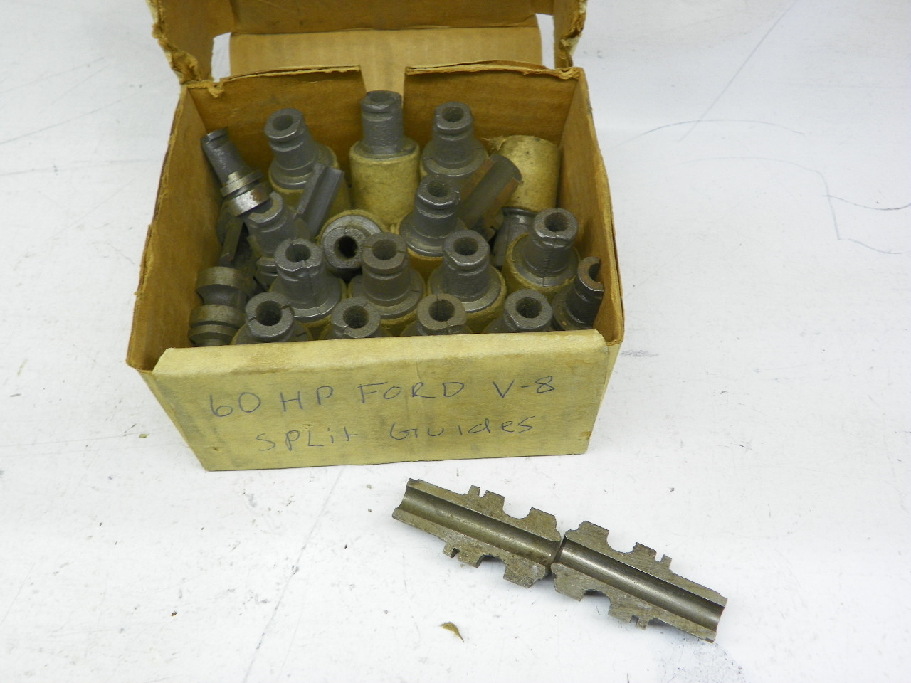 Ford 52-6510-B Valve Guide Set for 1937-1940 Ford V8-60 60 HP Flathead restoration. - Image 2