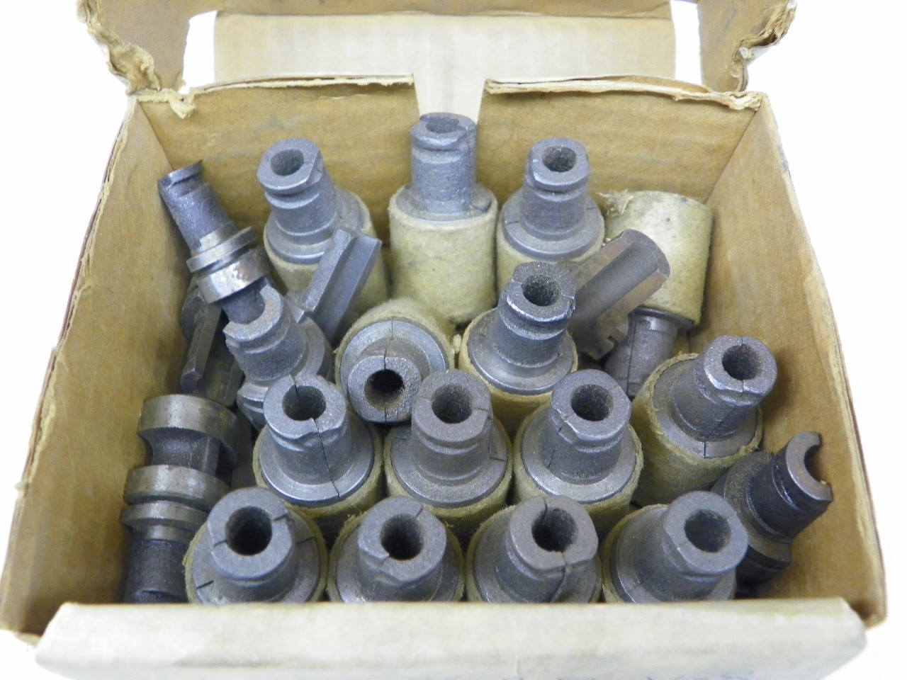 Ford 52-6510-B Valve Guide Set for 1937-1940 Ford V8-60 60 HP Flathead restoration. - Image 3