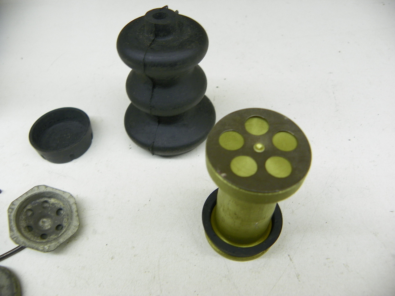 Delco 175-37 Brake Repair Kit 1 1/4" bore restoration. - Image 4