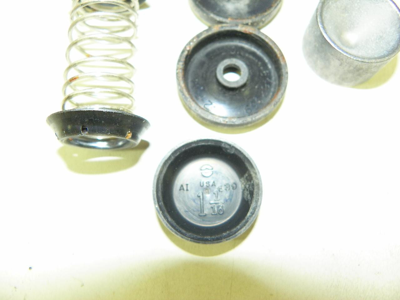 Delco 173-127 Brake Repair Kit for vintage auto restoration - Image 4