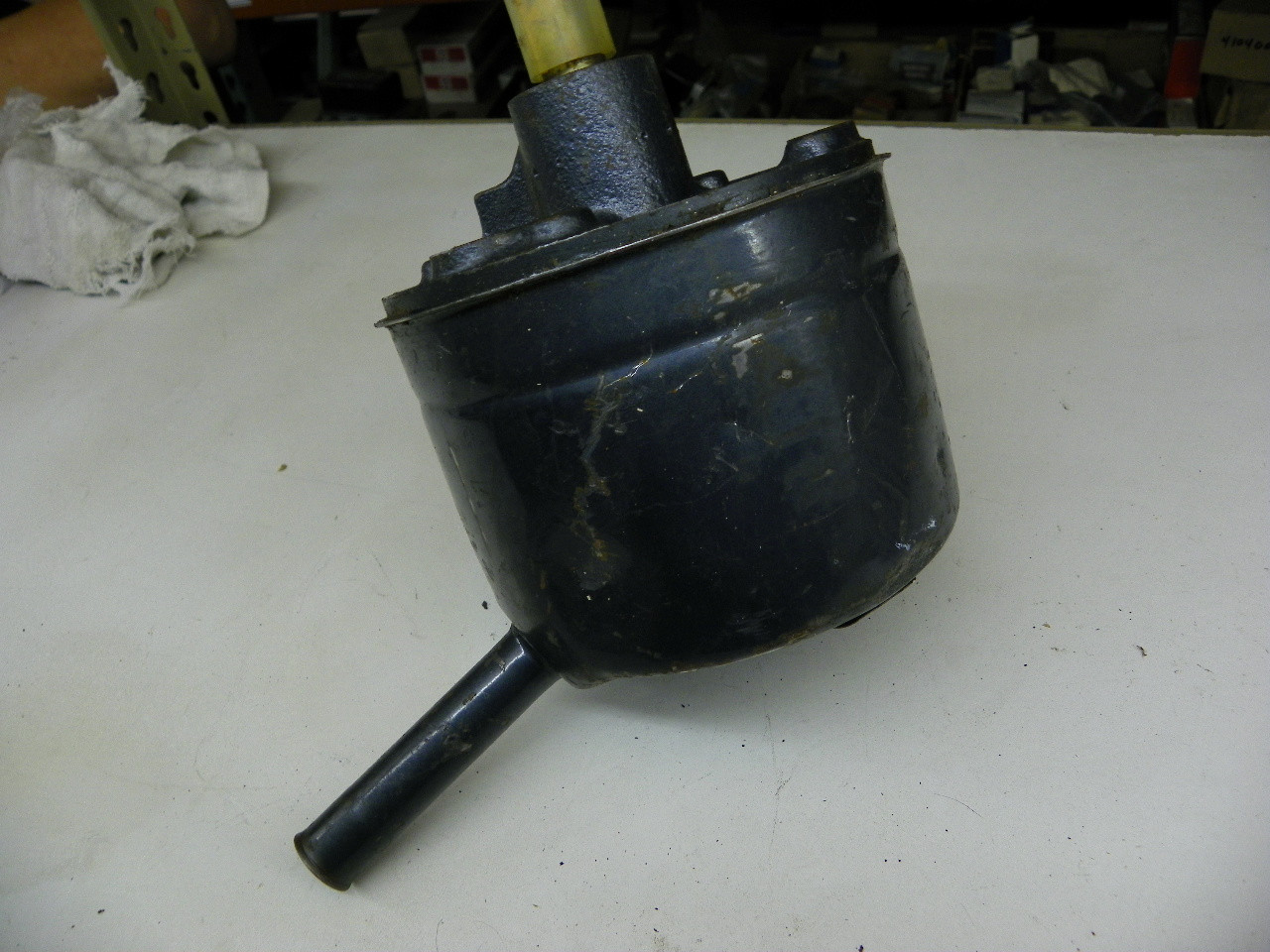 FoMoCo C5AR-3D609-A Power Steering Pump for 1965-1967 Ford Mustang Fairlane NOS restoration. - Image 7
