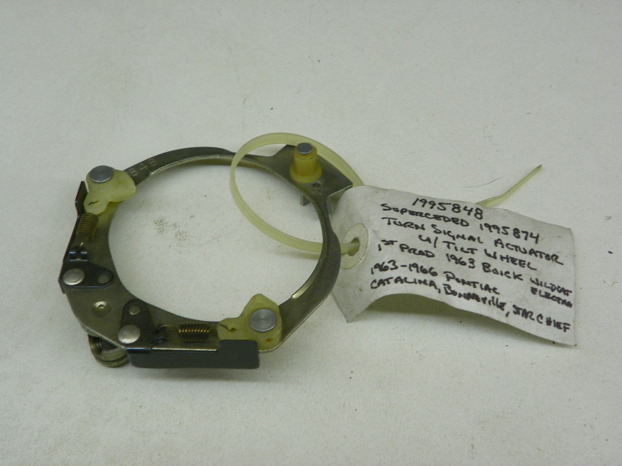 GM 1995848 Turn Signal Actuator for 1963-1966 Buick Wildcat Electra Pontiac Catalina Bonneville Star Chief w/ Tilt Wheel restoration. - Image 1