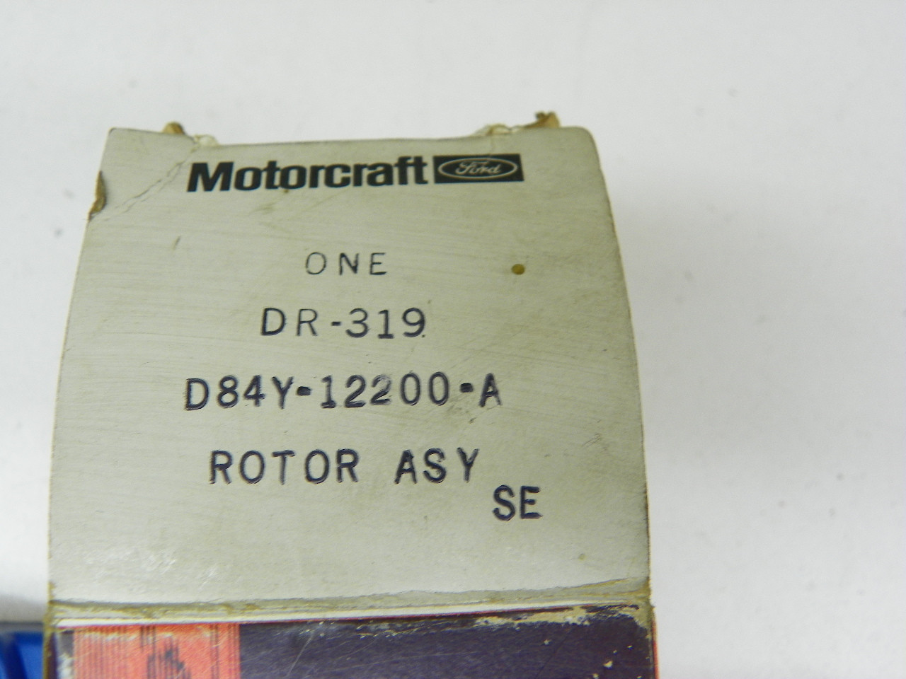 Motorcraft DR-319 Distributor Rotor for 1978-1980 Ford Lincoln Mercury 8 Cylinder restoration. - Image 2