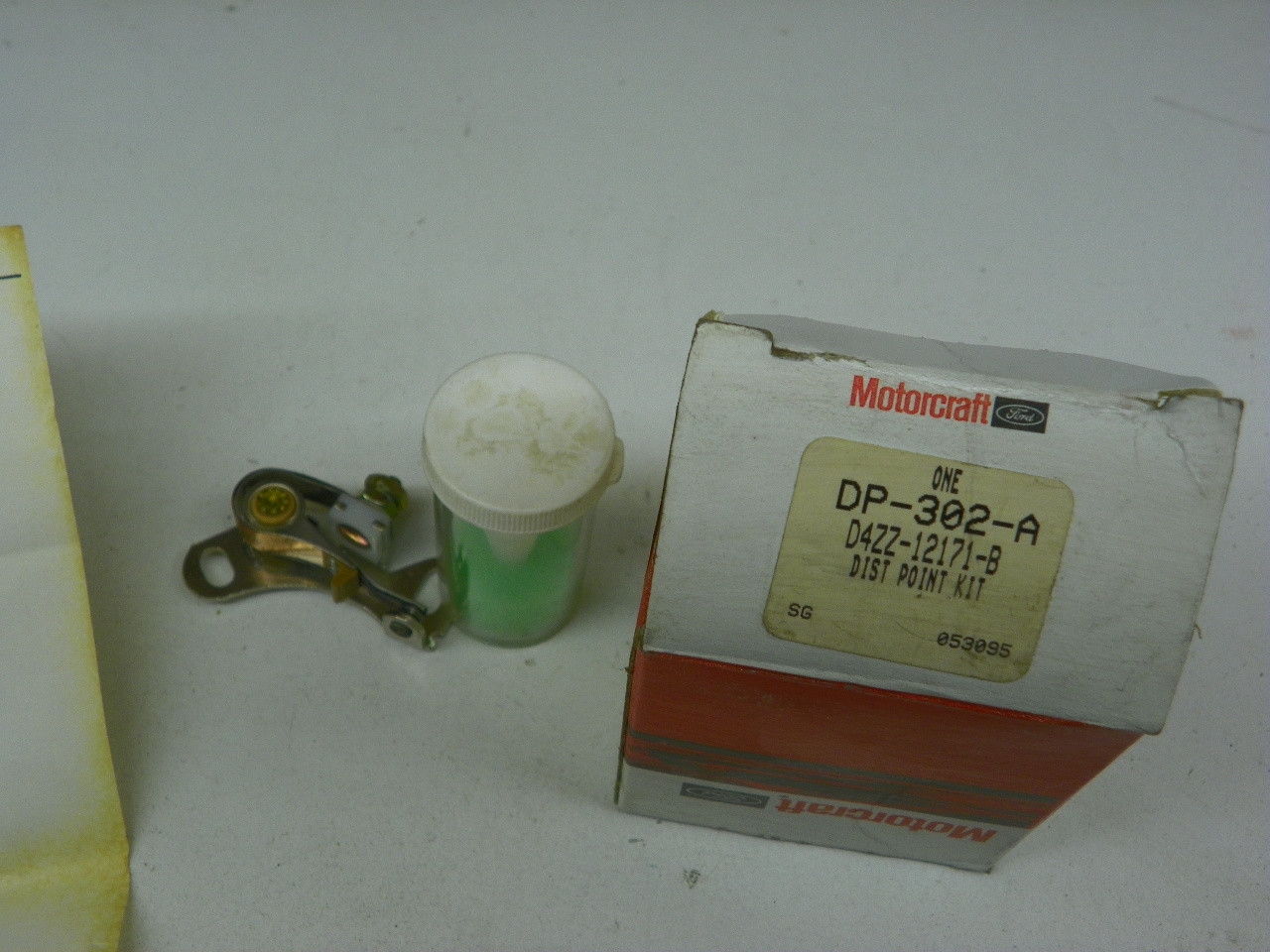 Motorcraft DP-302-A Distributor Point Kit for vintage auto restoration. - Image 1