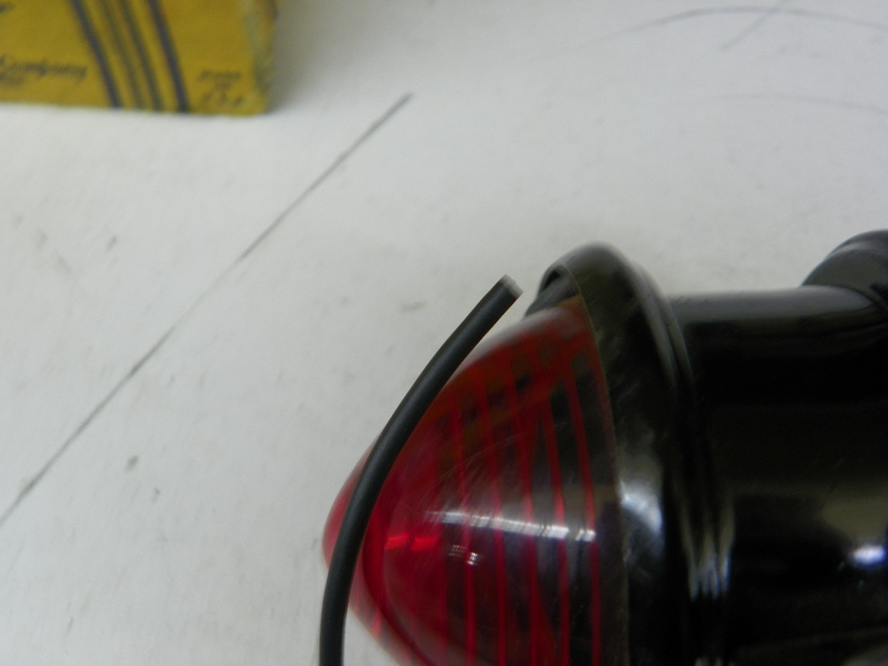 K-D Lamp 510 Two-Way Clearance Lamp for vintage vehicle restoration - Image 7